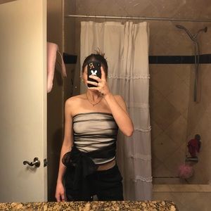 Flattering strapless top